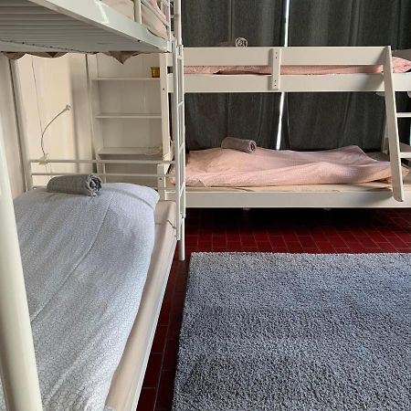 Wherever Mini Hostel Рованиеми Экстерьер фото