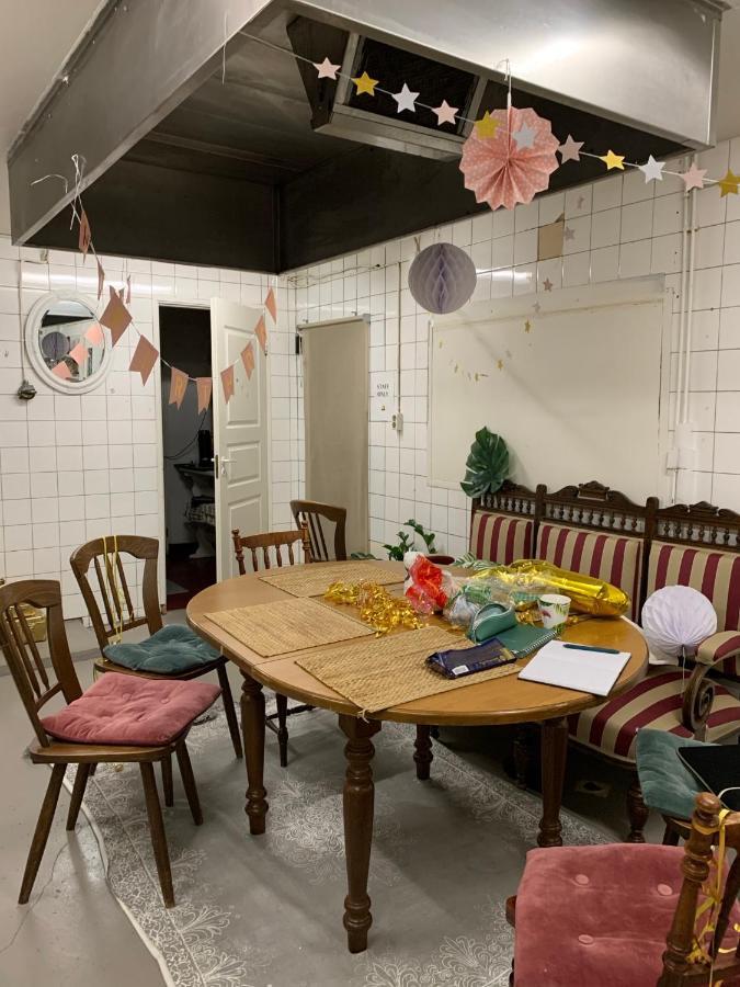 Wherever Mini Hostel Рованиеми Экстерьер фото