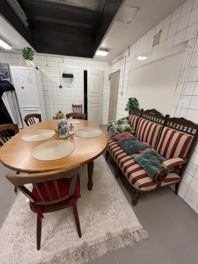Wherever Mini Hostel Рованиеми Экстерьер фото